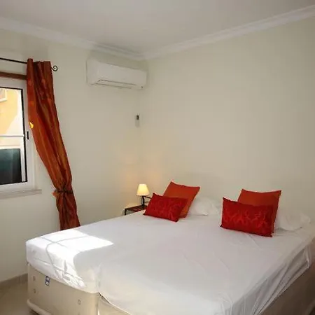 Vale Do Garrao Sleeps 10 Pool Air Con Wifi Quinta do Lago